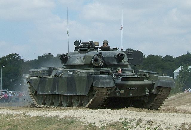 A British made Chieftan tank on display in the UK (Andrew Skudder, 2005, Flickr)